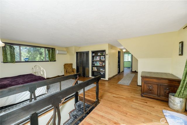 323 Hulse Road, Port Angeles, WA 98362