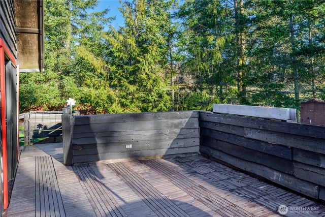 323 Hulse Road, Port Angeles, WA 98362