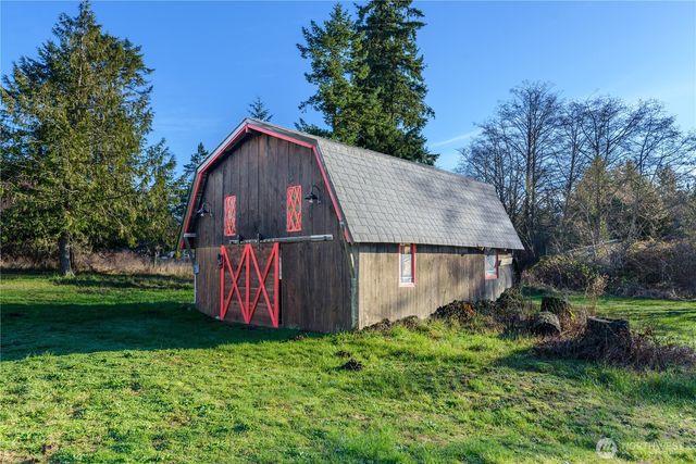 323 Hulse Road, Port Angeles, WA 98362