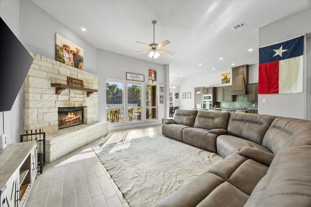 1600 Lynx Loop, Forney, TX 75126