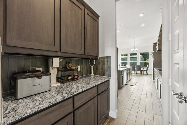 1600 Lynx Loop, Forney, TX 75126