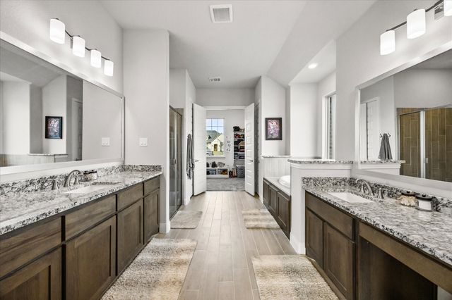 1600 Lynx Loop, Forney, TX 75126