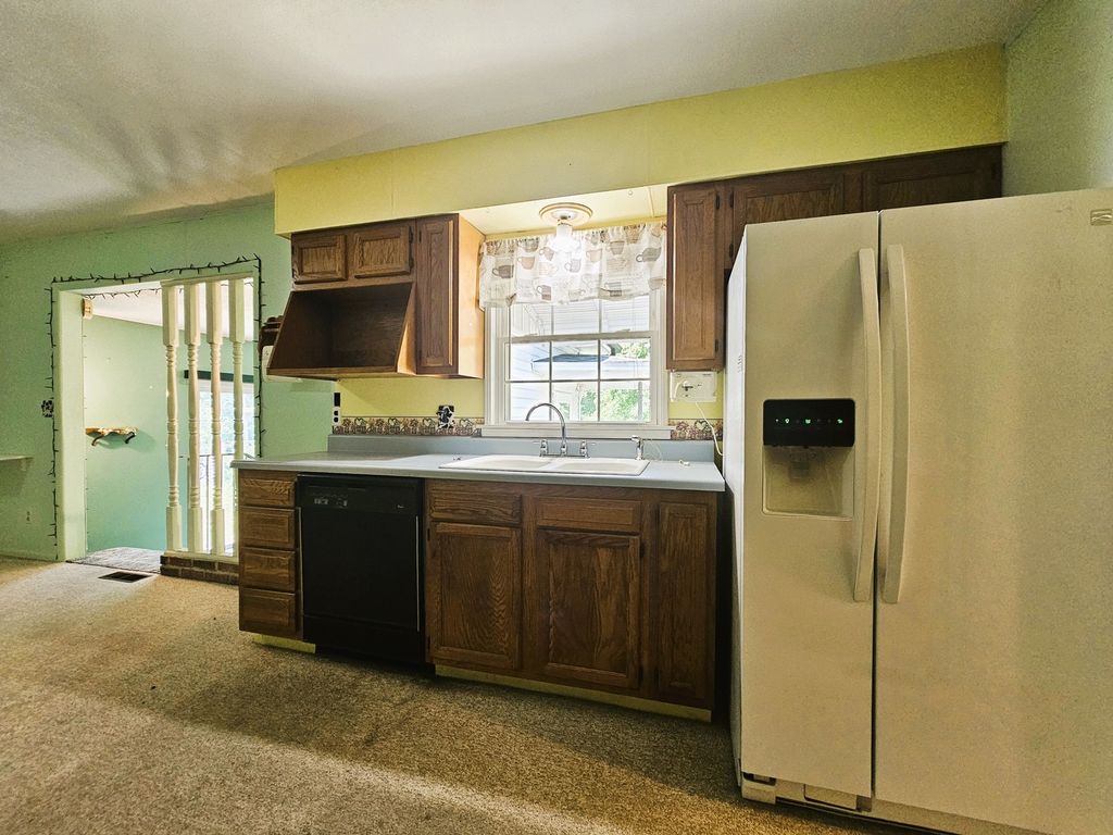 Image 27 of property listing at 19503 N Moonbeam Lane, Mt Vernon, IL 62864