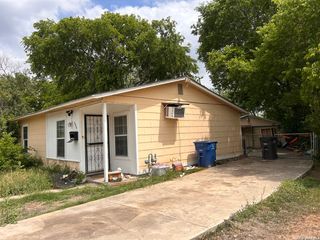 154 E Hutchins, San Antonio, TX 78221