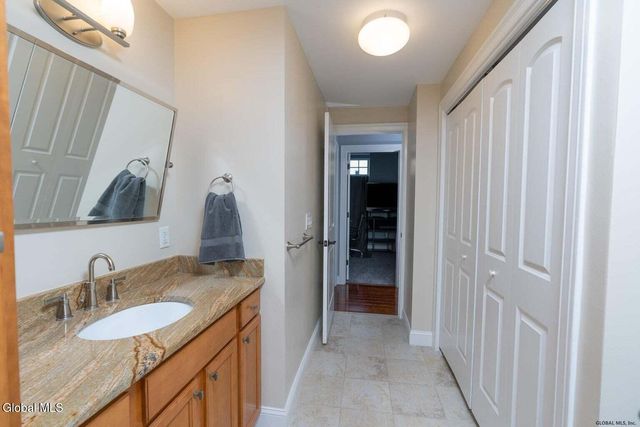 17 Chapel Street 302, Albany, NY 12210