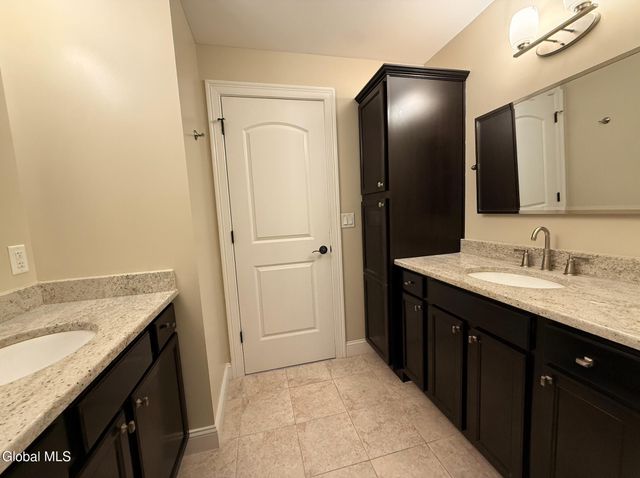 17 Chapel Street 302, Albany, NY 12210