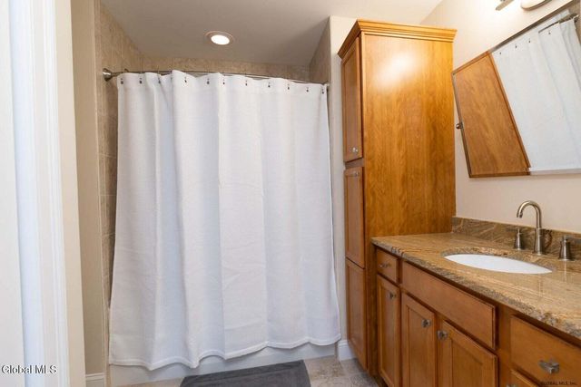 17 Chapel Street 302, Albany, NY 12210