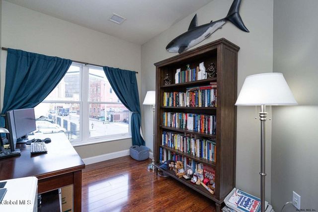 17 Chapel Street 302, Albany, NY 12210
