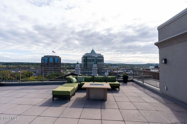 17 Chapel Street 302, Albany, NY 12210