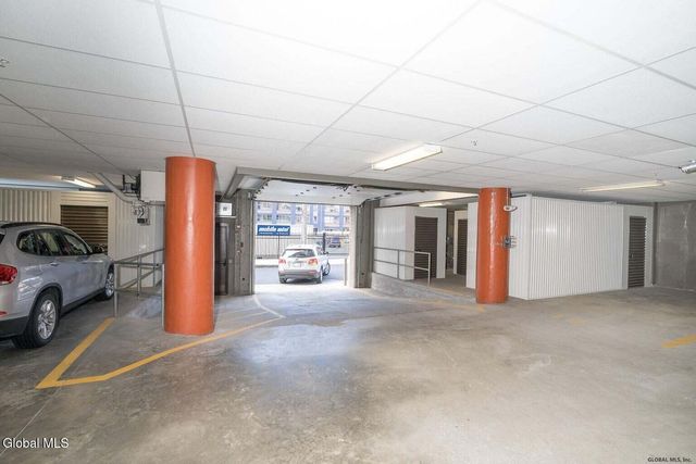 17 Chapel Street 302, Albany, NY 12210