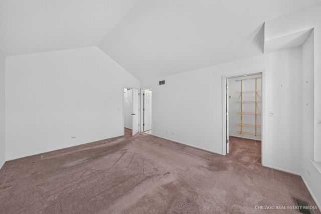518 Palm Court, Crystal Lake, IL 60014