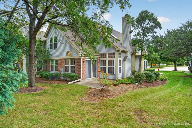 518 Palm Court, Crystal Lake, IL 60014