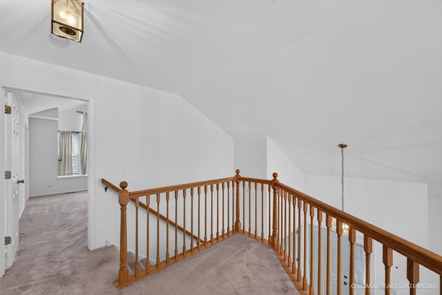 518 Palm Court, Crystal Lake, IL 60014