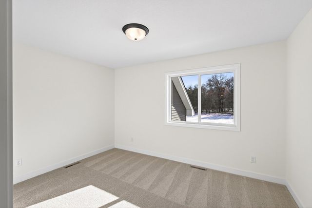 22544 Raven Street NW, Oak Grove, MN 55005