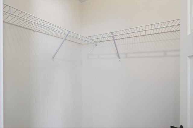 22544 Raven Street NW, Oak Grove, MN 55005