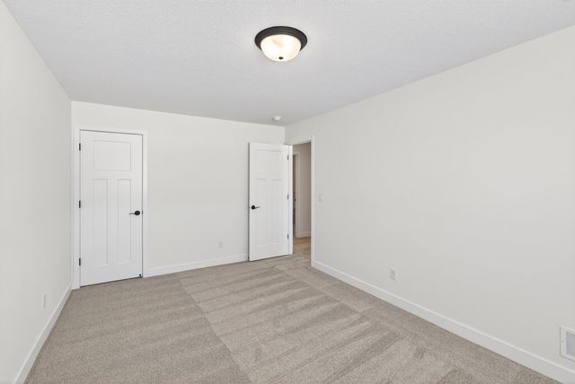 22544 Raven Street NW, Oak Grove, MN 55005