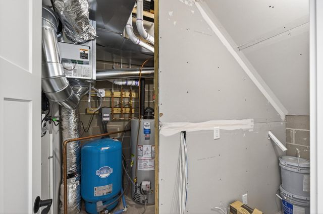 22544 Raven Street NW, Oak Grove, MN 55005