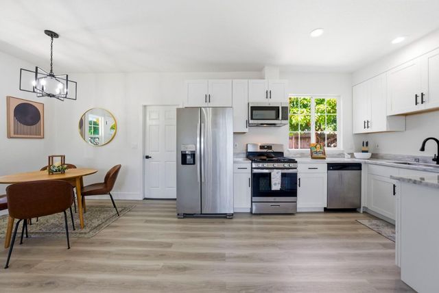24914 Thomas Avenue, Hayward, CA 94544