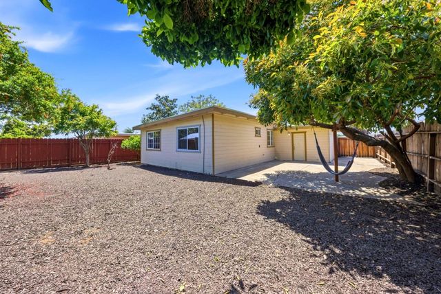24914 Thomas Avenue, Hayward, CA 94544