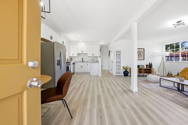 24914 Thomas Avenue, Hayward, CA 94544