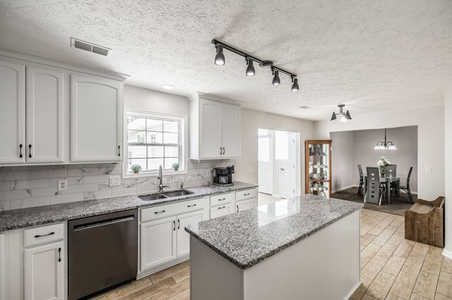1073 Chesire Way, Gallatin, TN 37066