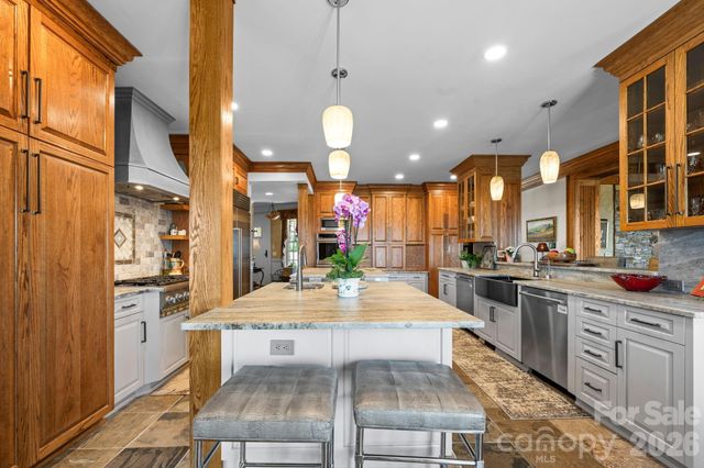 1938 Main Street, Blowing Rock, NC 28605