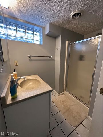 1579 Laclede Road, South Euclid, OH 44121