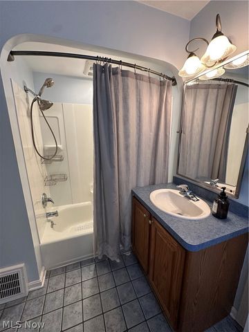 1579 Laclede Road, South Euclid, OH 44121