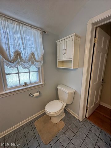 1579 Laclede Road, South Euclid, OH 44121