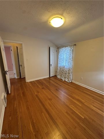 1579 Laclede Road, South Euclid, OH 44121