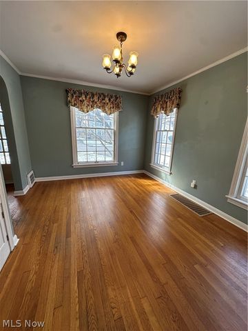 1579 Laclede Road, South Euclid, OH 44121