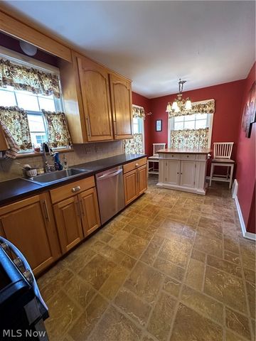 1579 Laclede Road, South Euclid, OH 44121