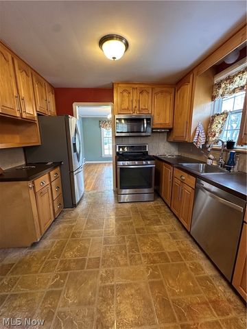 1579 Laclede Road, South Euclid, OH 44121