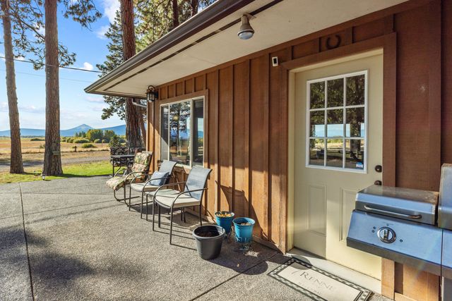 32486 Modoc Point Road, Chiloquin, OR 97624