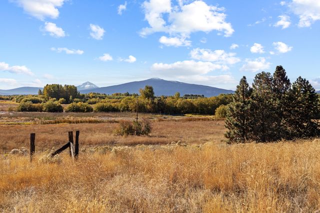 32486 Modoc Point Road, Chiloquin, OR 97624