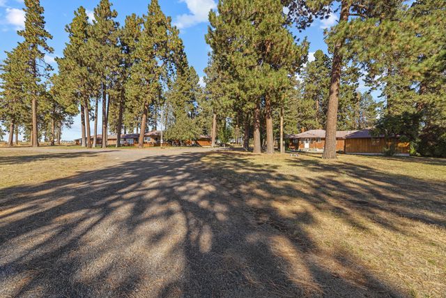 32486 Modoc Point Road, Chiloquin, OR 97624