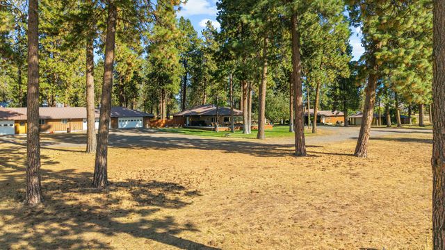 32486 Modoc Point Road, Chiloquin, OR 97624
