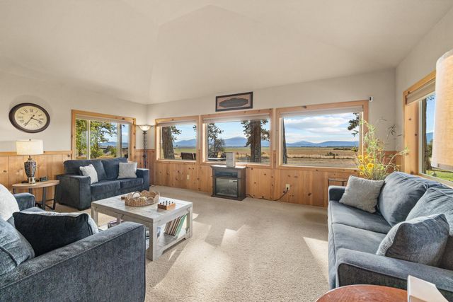 32486 Modoc Point Road, Chiloquin, OR 97624