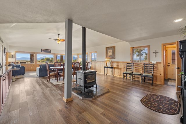 32486 Modoc Point Road, Chiloquin, OR 97624