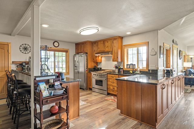 32486 Modoc Point Road, Chiloquin, OR 97624