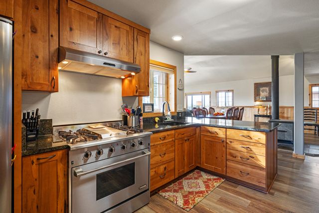 32486 Modoc Point Road, Chiloquin, OR 97624