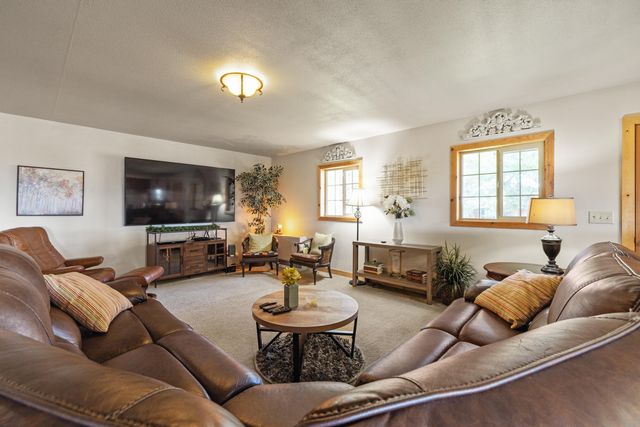 32486 Modoc Point Road, Chiloquin, OR 97624