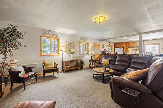 32486 Modoc Point Road, Chiloquin, OR 97624