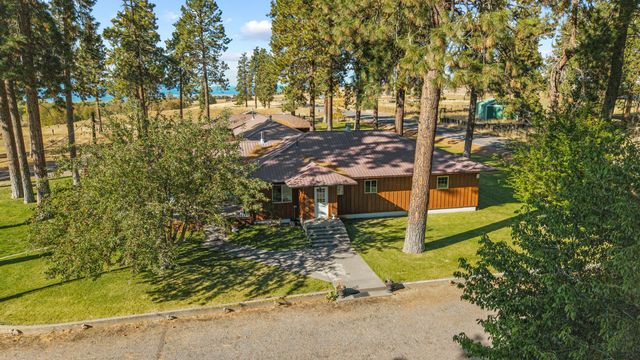 32486 Modoc Point Road, Chiloquin, OR 97624