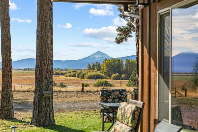 32486 Modoc Point Road, Chiloquin, OR 97624