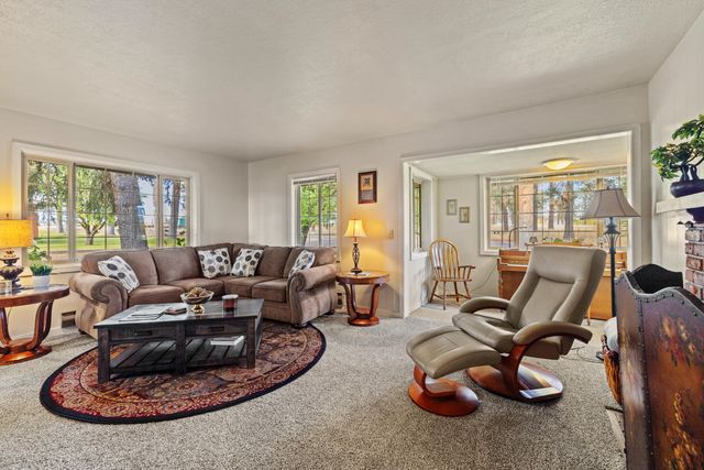 32486 Modoc Point Road, Chiloquin, OR 97624