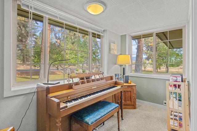 32486 Modoc Point Road, Chiloquin, OR 97624