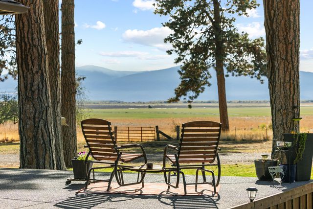 32486 Modoc Point Road, Chiloquin, OR 97624