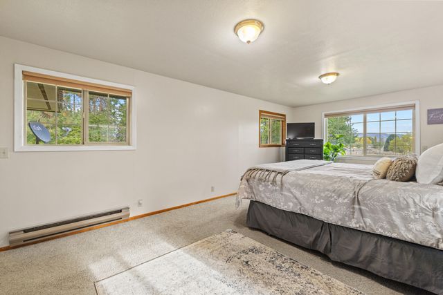 32486 Modoc Point Road, Chiloquin, OR 97624