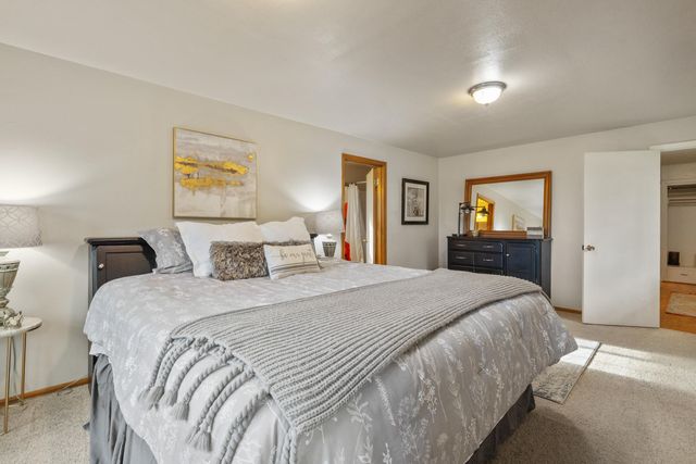 32486 Modoc Point Road, Chiloquin, OR 97624